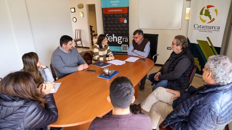 Capital y el sector hotelero-gastronómico firmaron un convenio para potenciar el turismo
